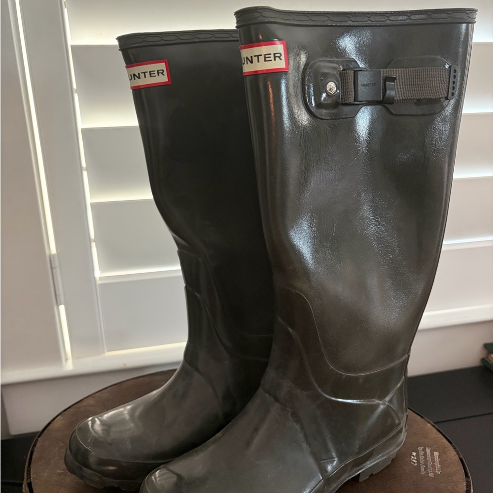 Hunter Dark Gray Rain Boots